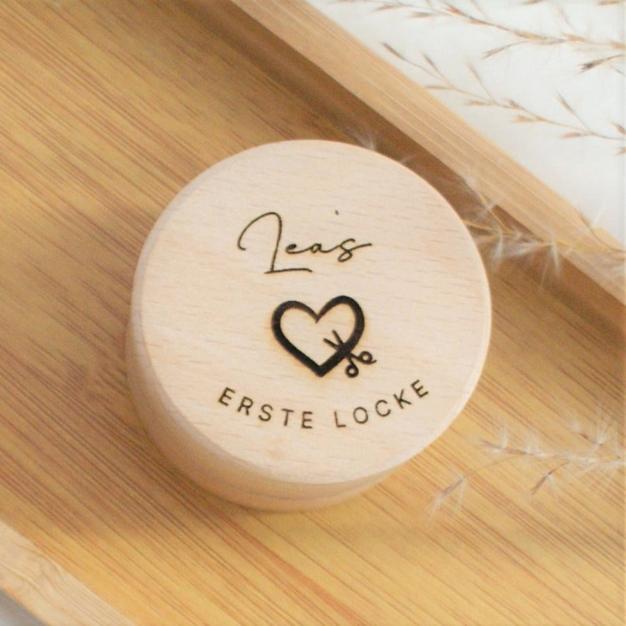 1 piece of a personalized engraved wooden box for keeping first hair, umbilical cord, and milk tooth keepsakes, contains 3 pieces.