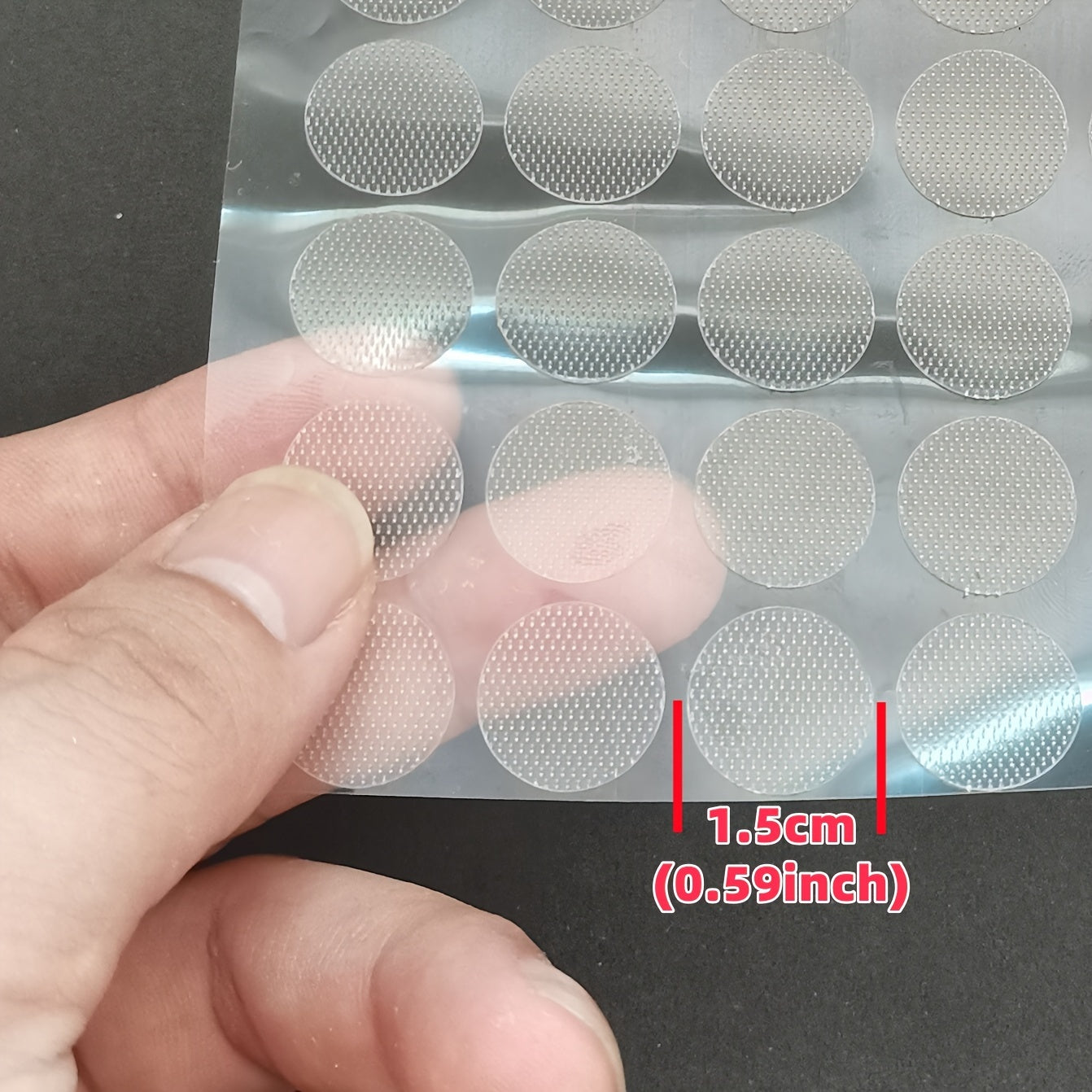 1000pcs of 1.5 cm diameter transparent magic stickers for DIY crafts, schools, home and office use.