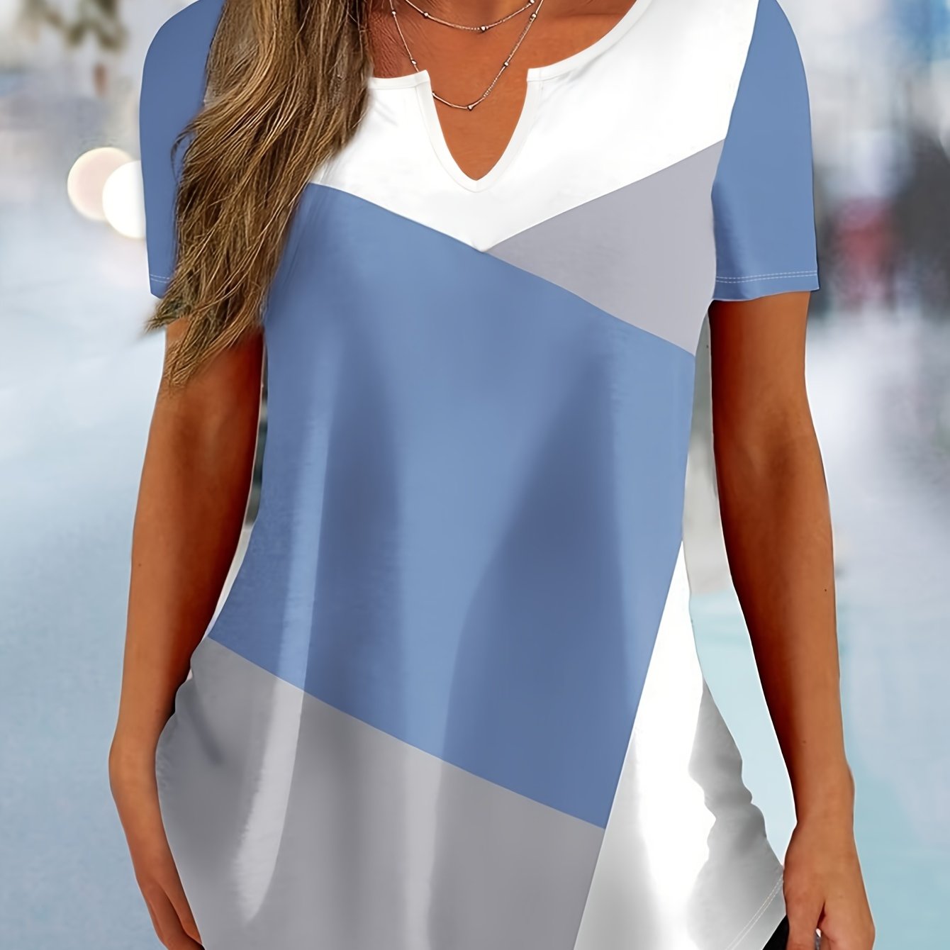 Color block notched neck t-shirt for women, perfect for spring and summer.