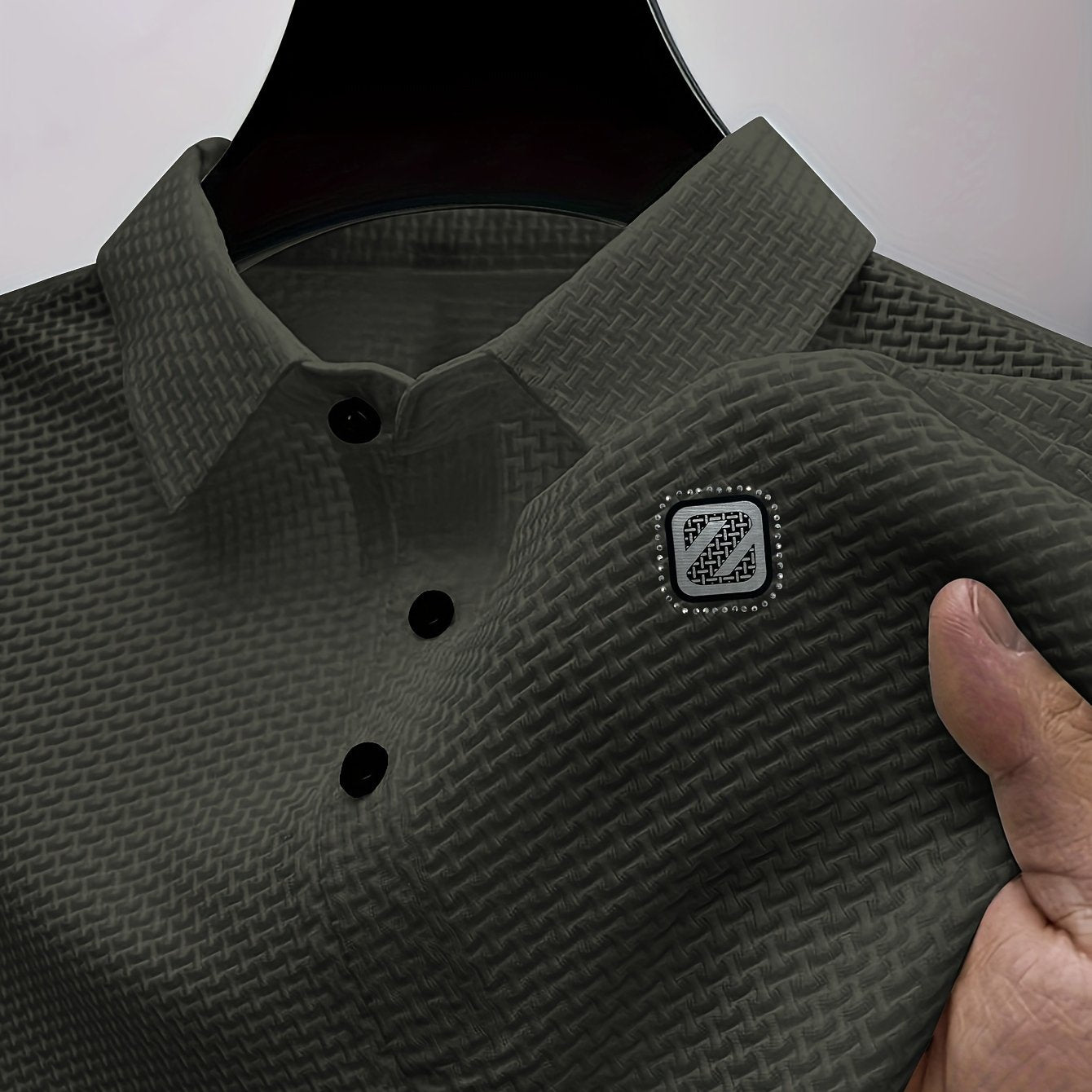 Solid men's golf shirt with casual short sleeves and lapel, perfect for outdoor activities.