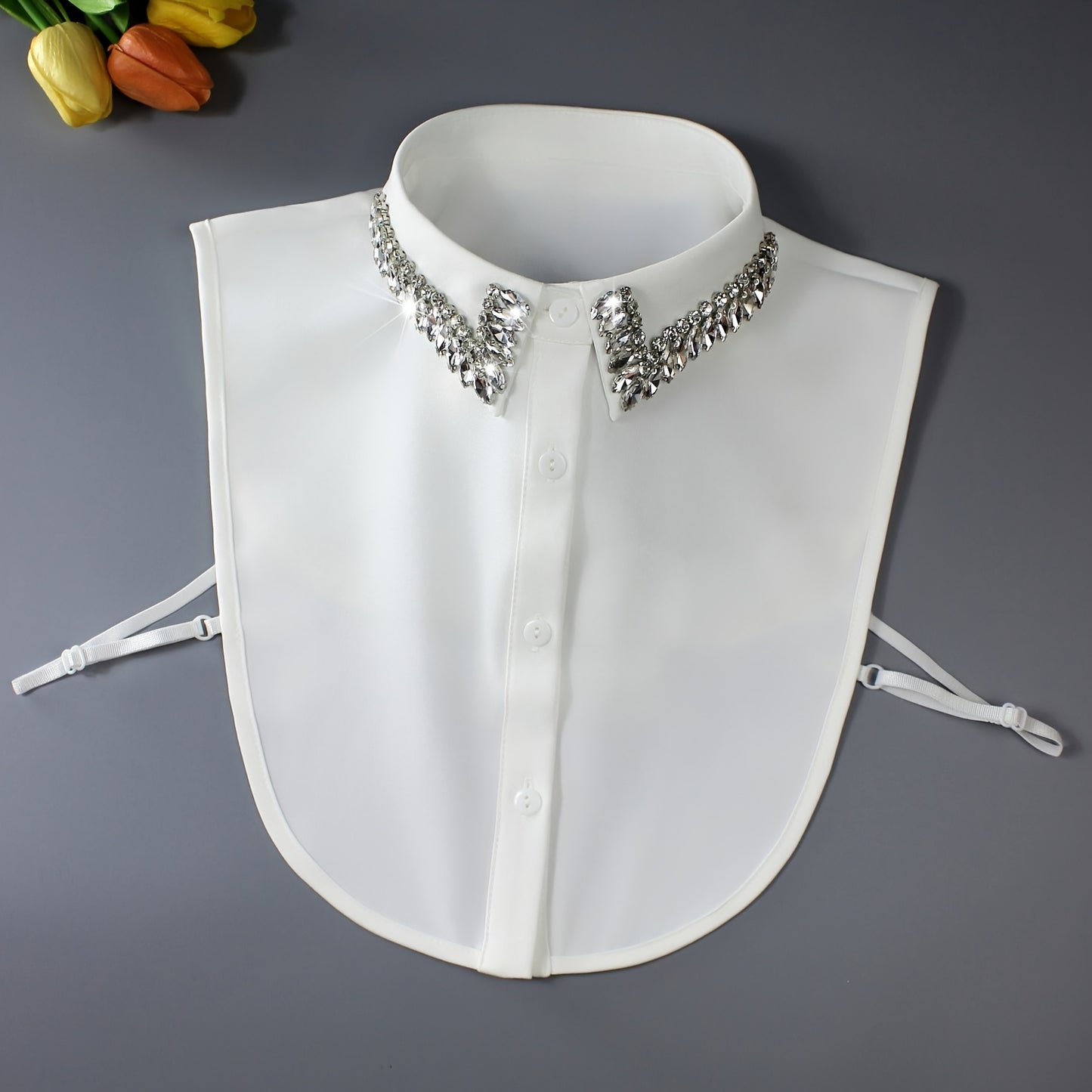 Luxurious sparkling rhinestone false collar for women made of 100% polyester. Elegant detachable half-shirt design that is machine washable. Versatile accessory for all seasons.