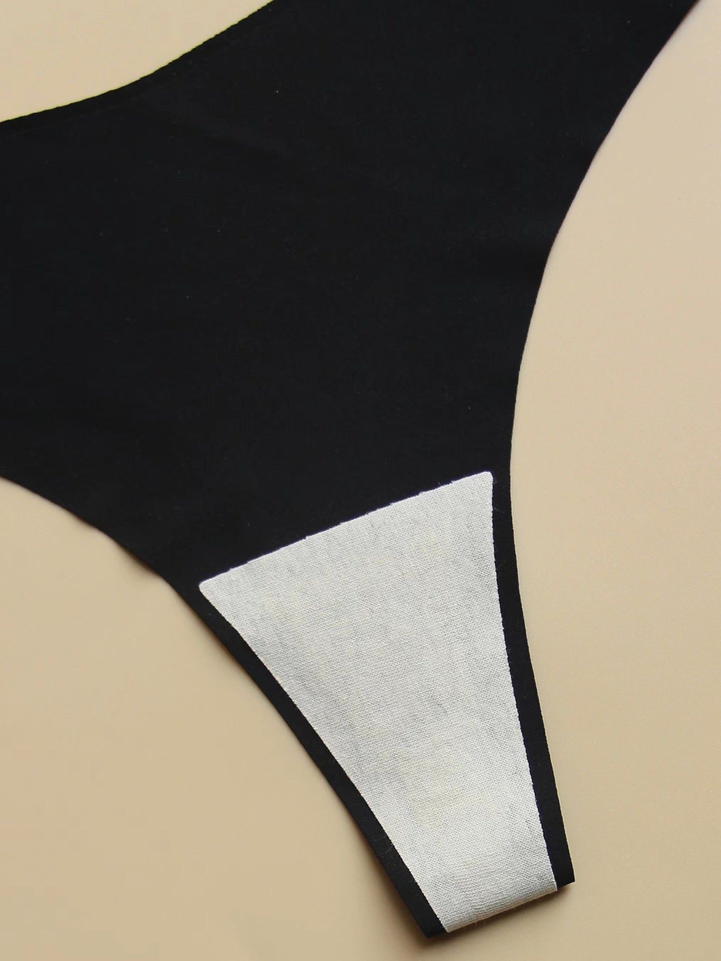 Innovative, comfortable 7-piece plain v-style women's underwear set with breathable, soft fabric and no visible marks.