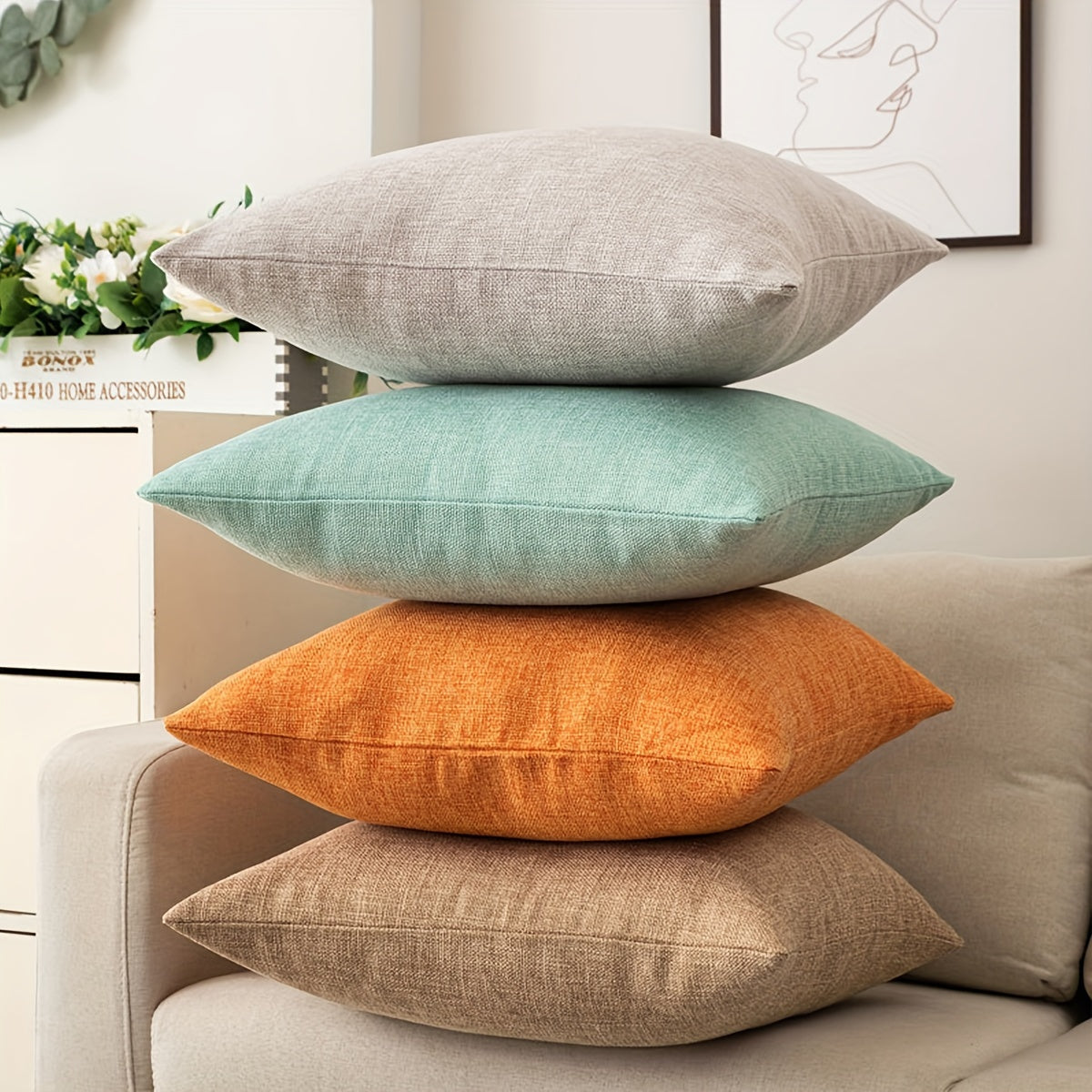 Fashionable skin-friendly pillowcase