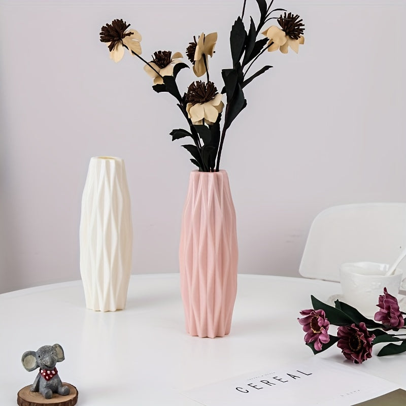 Nordic plastic vase for creative modern flower arrangements. Perfect for scene and room decor, wedding supplies and favors (flowers not included).