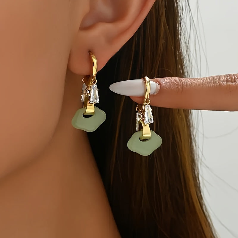 Stylish Dangle Earrings With a Green Jade-Inspired Design - Vintage and Alluring, Ideal for Everyday Wear or as a Gift