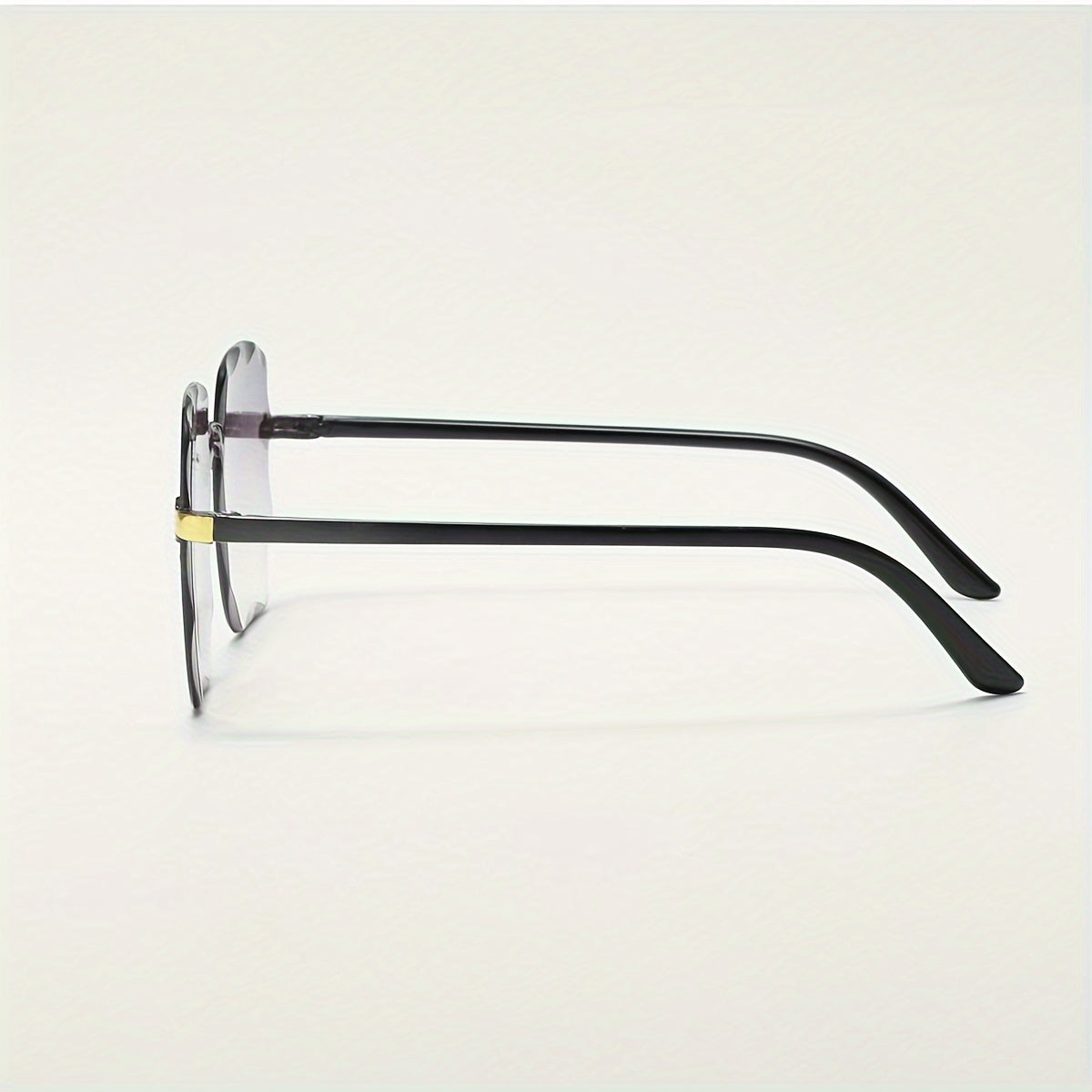 2-4pcs Geometric Pattern Retro Casual Glasses for Summer Hiking.