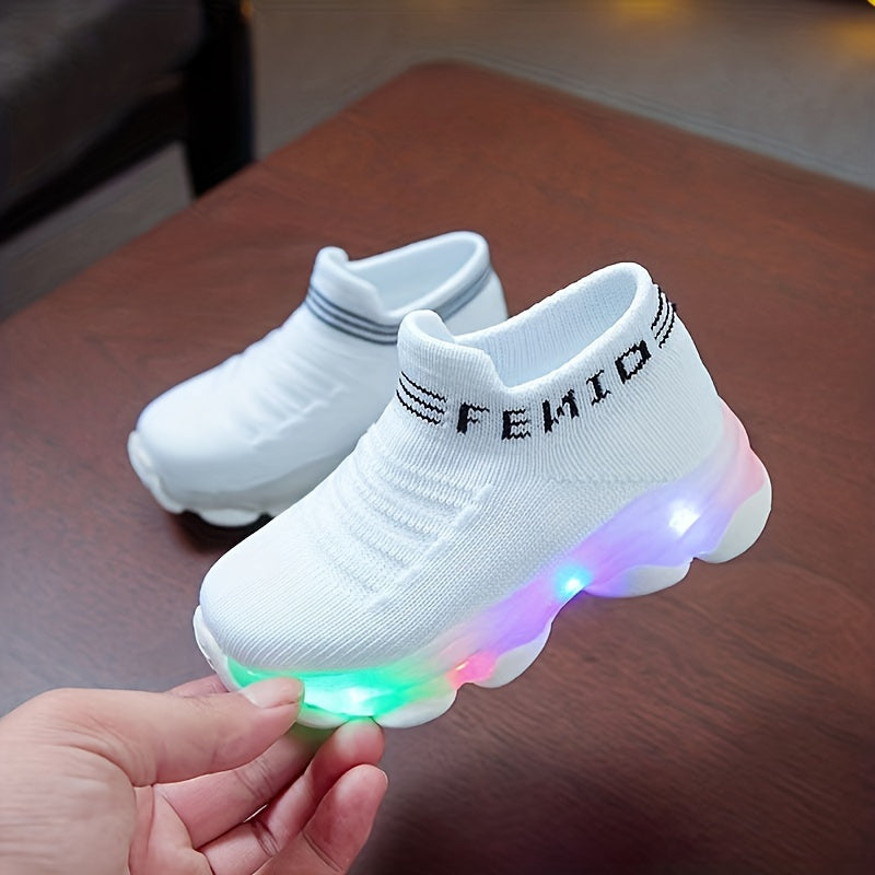 BananaDeer kids' slip-on sneakers with dual-tone gradient design, LED light effect, and durable rubber sole. Perfect for boys and girls during spring/fall and youth sports.