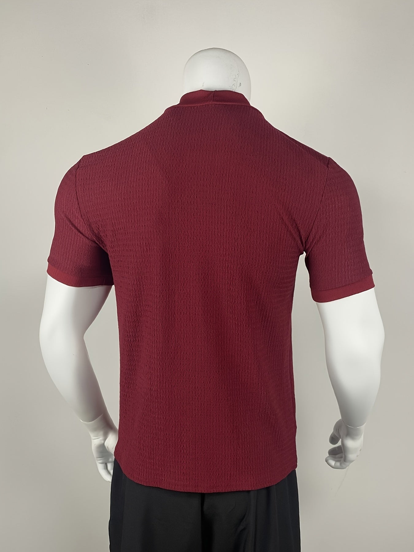 Men's high neck knit t-shirt for casual summer wear with European and American style