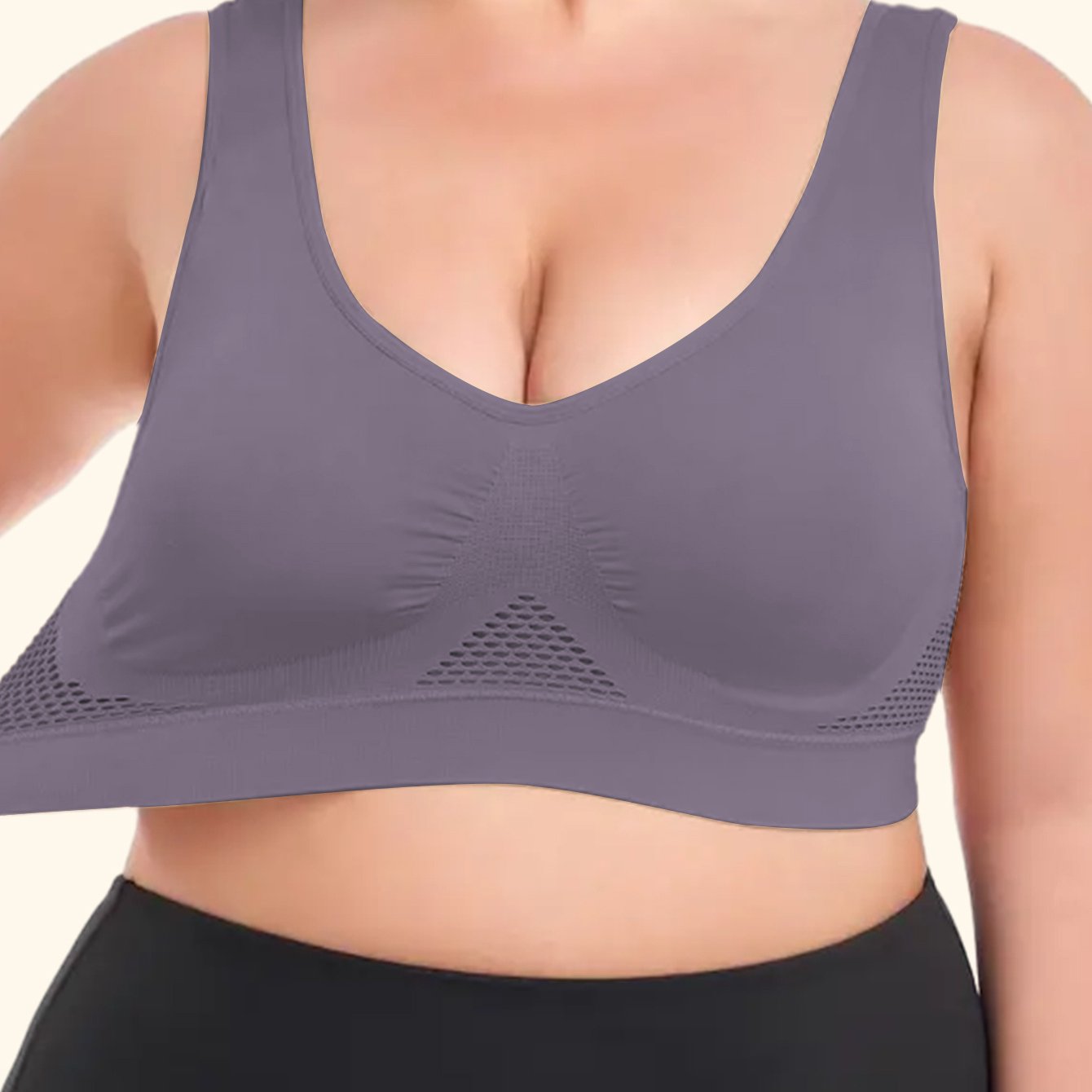 Plus Size Women's Sports Bra with Wide Straps and Shockproof Design