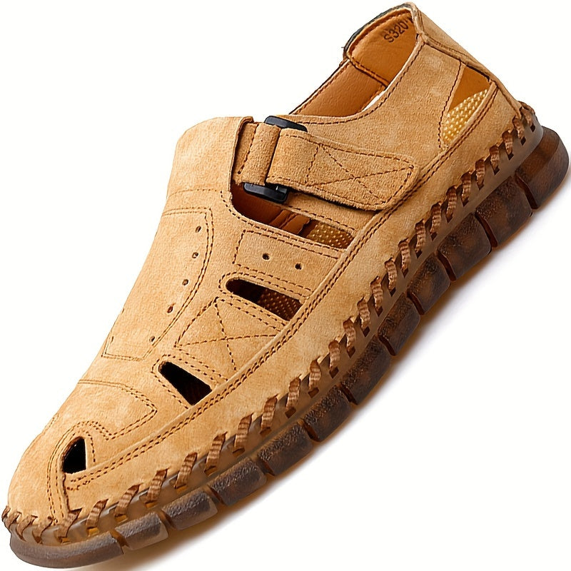 Men's close-toed hollow out sandals for outdoor activities, with adjustable straps and breathable design.