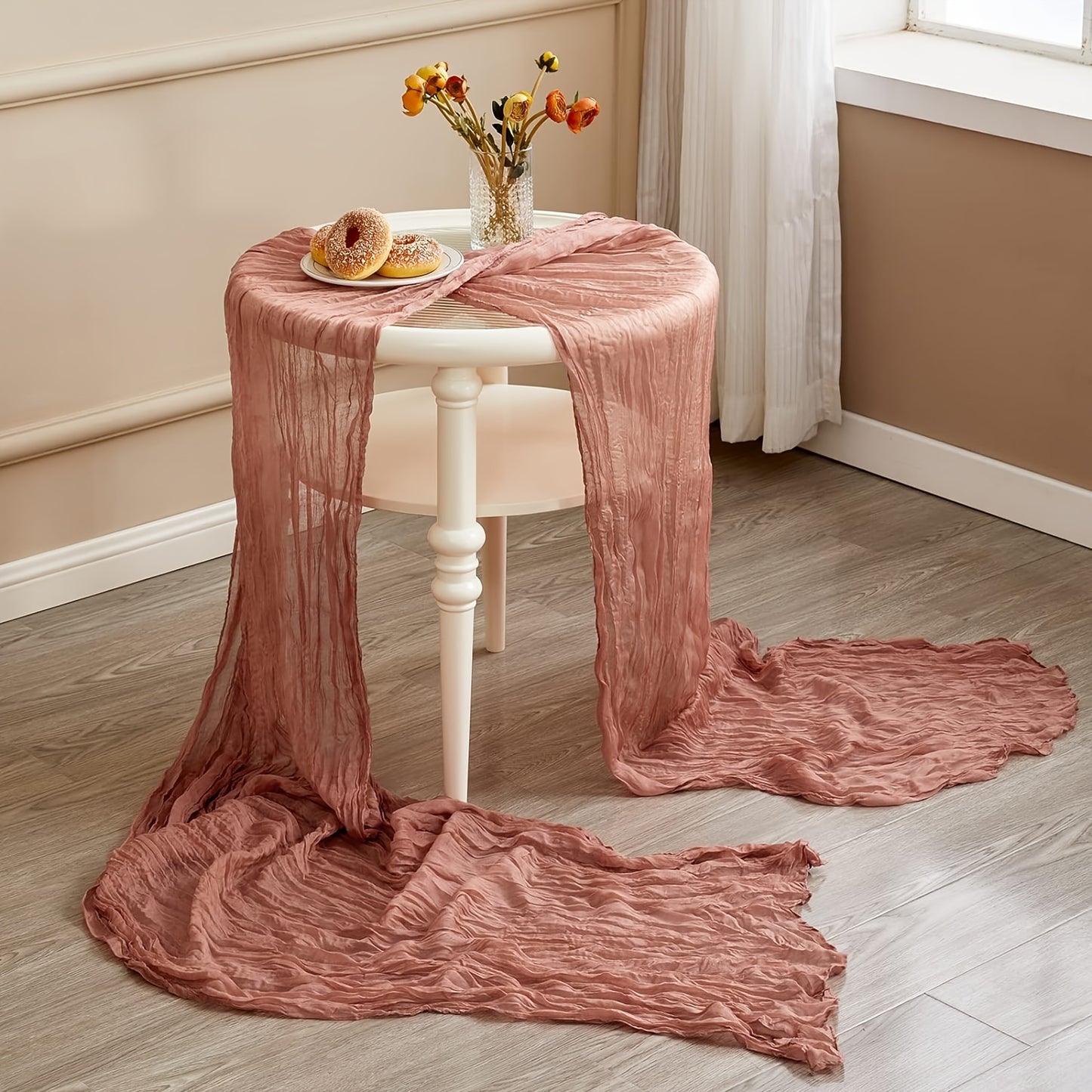 Multi-color pleated table flag - elegant dining table decor