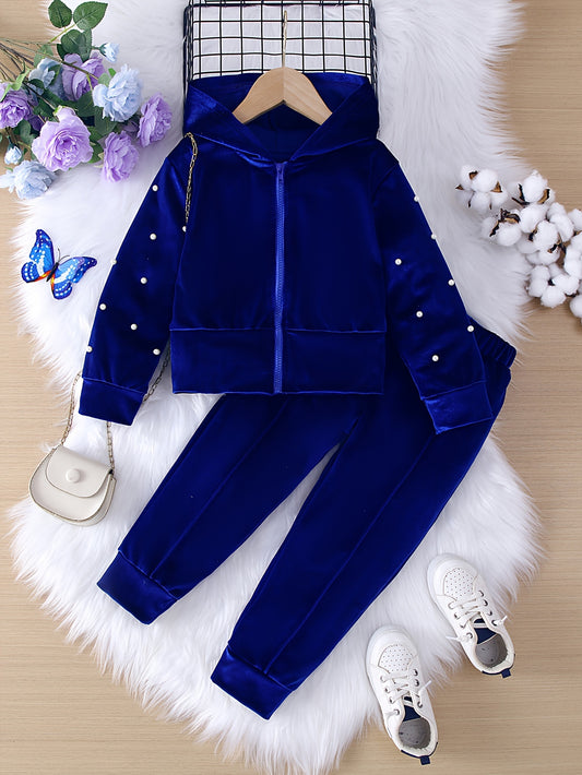 Velvet suit for girls, featuring a beaded zipper hooded jacket and trousers. Ideal for outdoor wear in spring and autumn, perfect for sports and casual occasions.