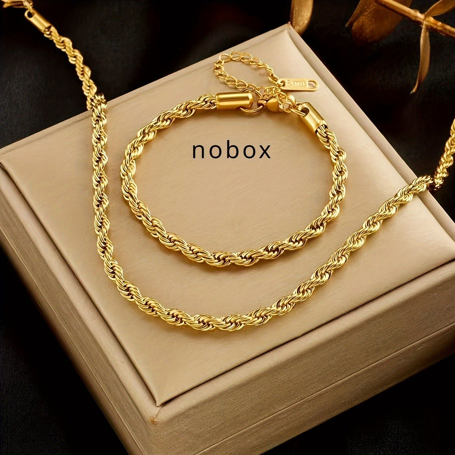 Gold Plated Stainless Steel Necklace Bracelet Set, Classic Yet Chic Design, Vintage and Fashionable Jewelry for Women, Perfect for Everyday Wear or Special Occasions