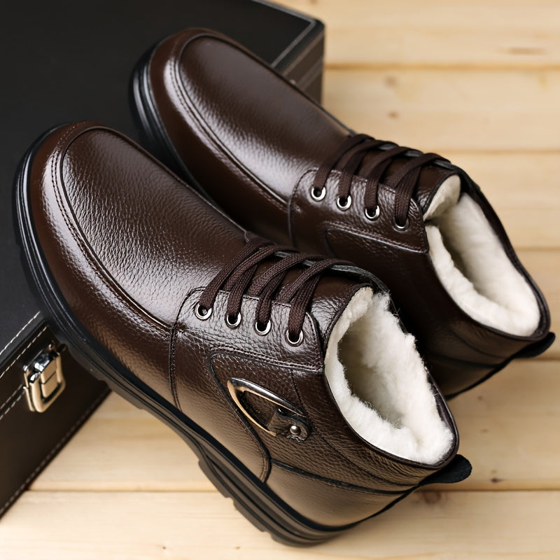 Vintage style men's winter boots made of genuine cow leather with fleece lining, rubber sole, and fabric insole.