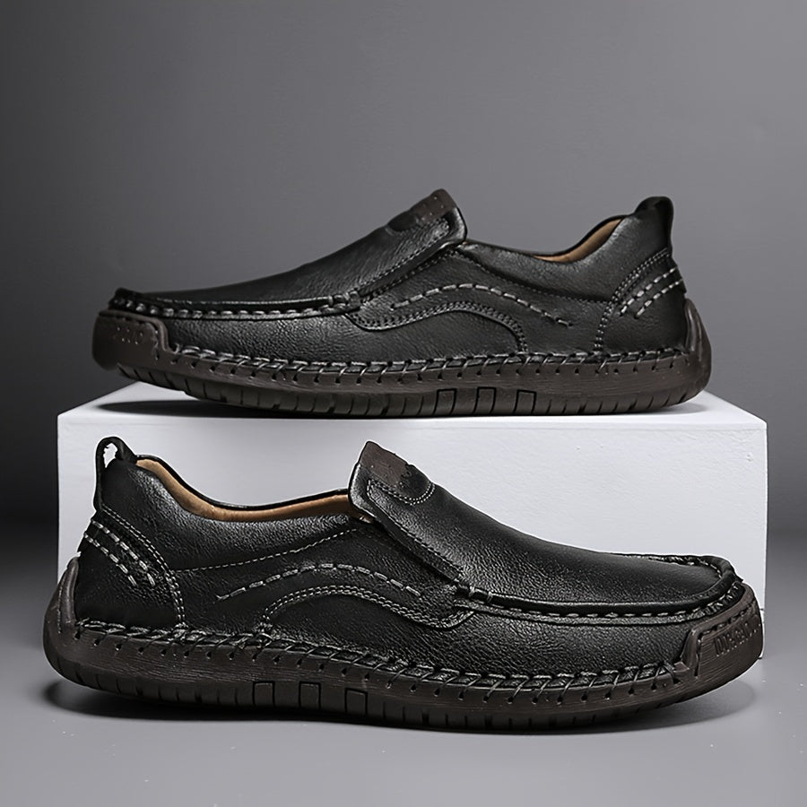 Men's breathable stitching loafers for outdoor walking and driving, suitable for spring, summer, and autumn wear.