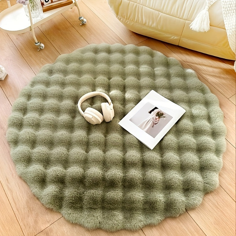 Elegant Plush Faux Rabbit Fur Circular Rug - Supremely Soft, Plush, and Warm, Easy-Care Polyester Blend, Anti-Skid Base, Ideal for Enhancing Living Room or Bedroom Décor - Contemporary Minimalist Design