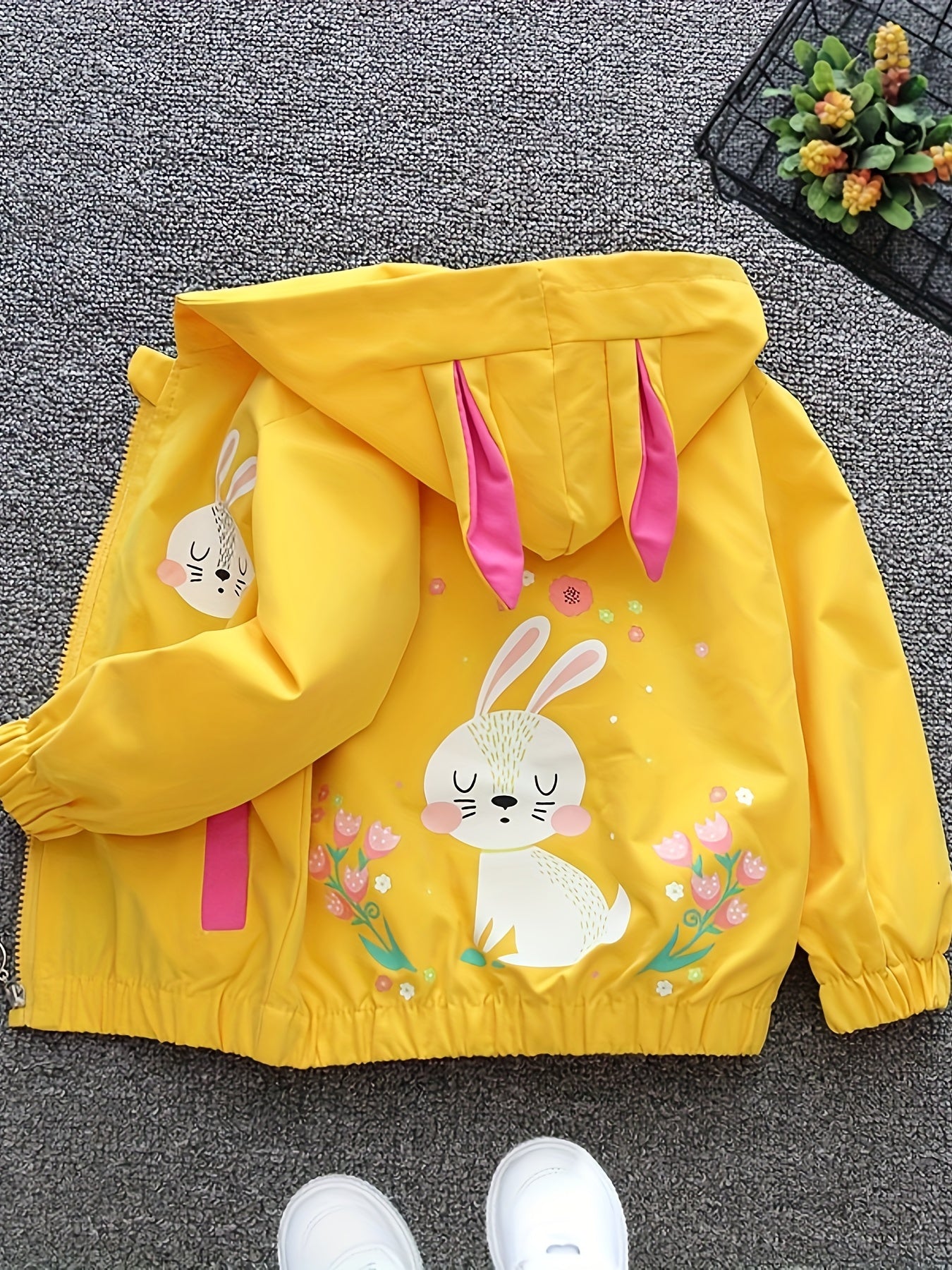 Girls' Hooded Coat with Rabbit and Flower Design, Ideal for Outdoor Activities in Spring/Autumn