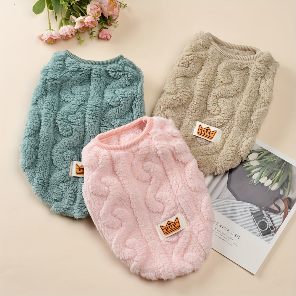 Warm double-sided fleece pet sweater for small dogs and cats, perfect for autumn and winter.