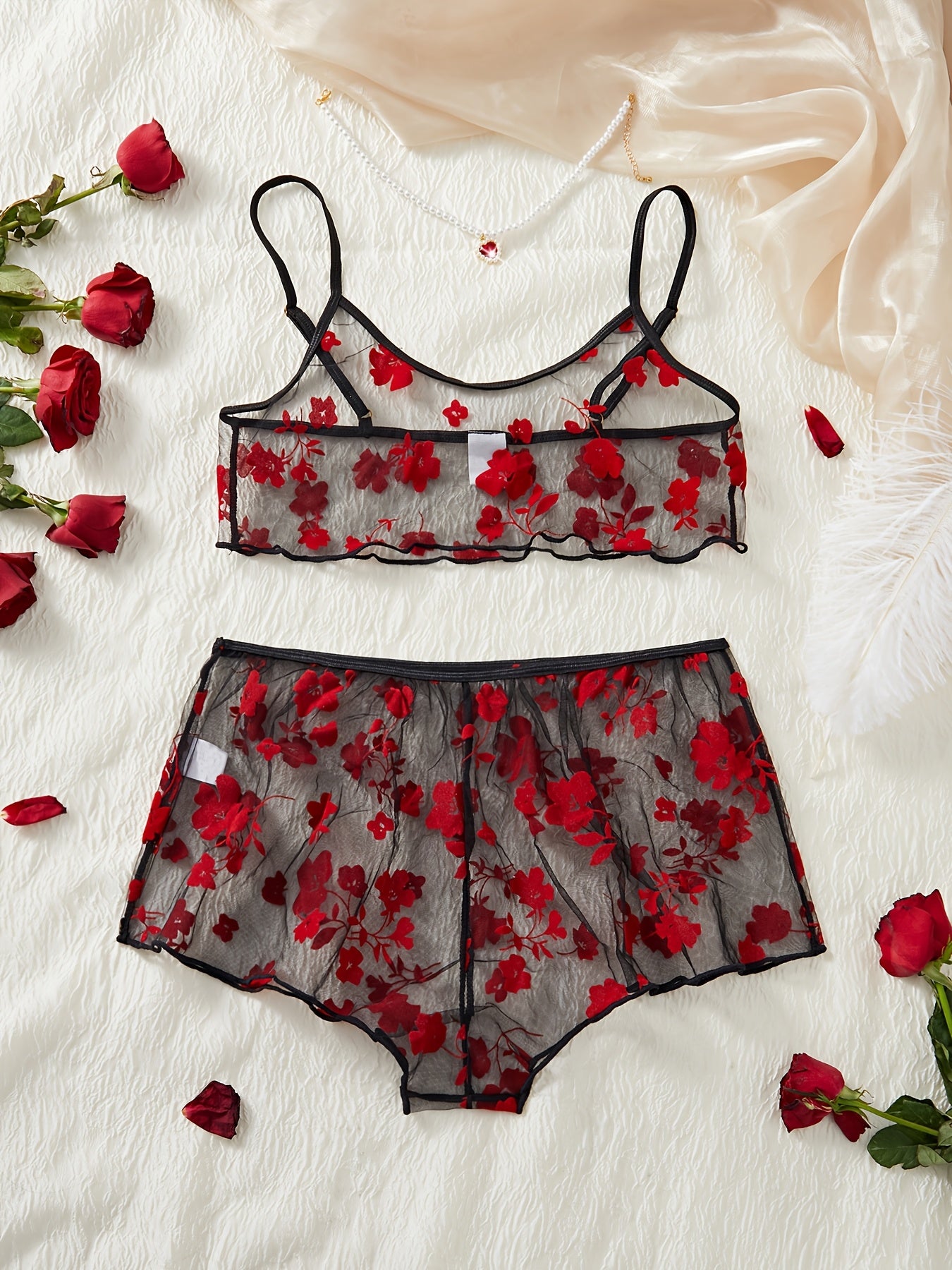 Ladies' lingerie set