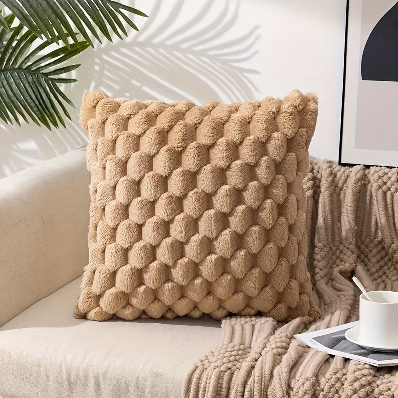 Set of 2 pineapple grid turtle pattern cushion covers in contemporary style, available in two sizes: 17.7x17.7 cm and 50.8x30.48 cm. Made of soft plush fabric, single-sided design. Ideal for adding decorative accents to your home and living room. Note