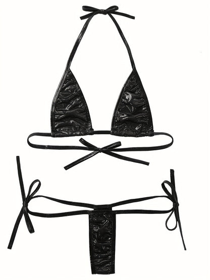 Sexy lingerie set with three-point bra and thong for women