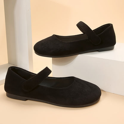 Comfortable round toe flats for women that are perfect for everyday wear.