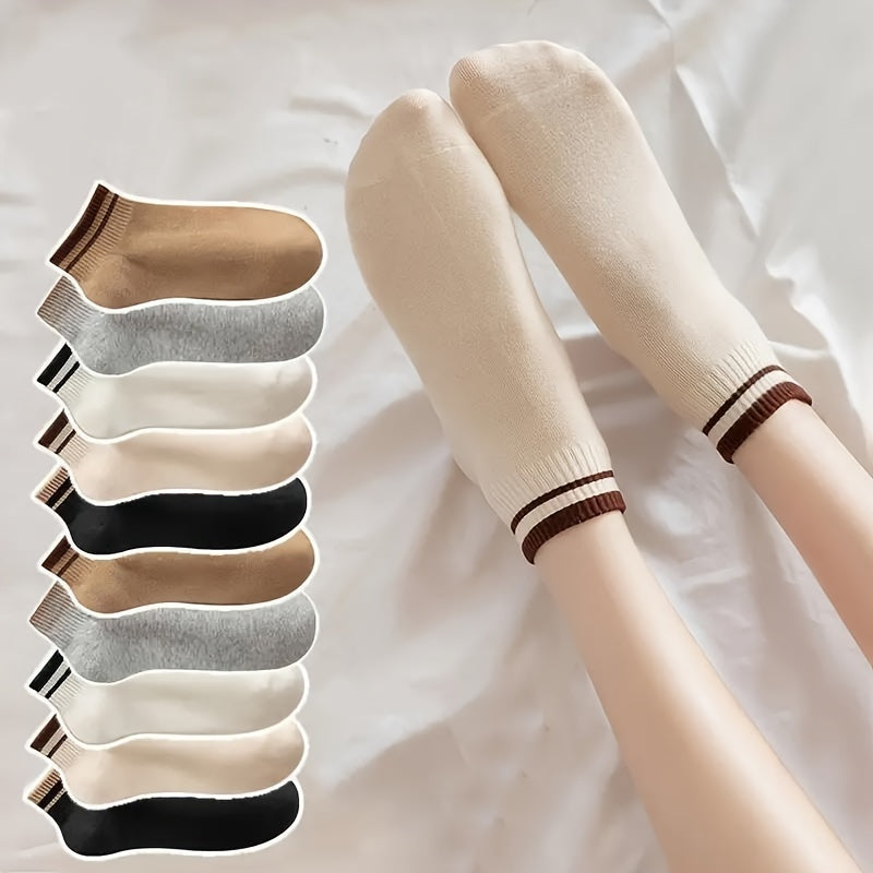 10 pairs of comfortable and breathable striped short sports socks for women.