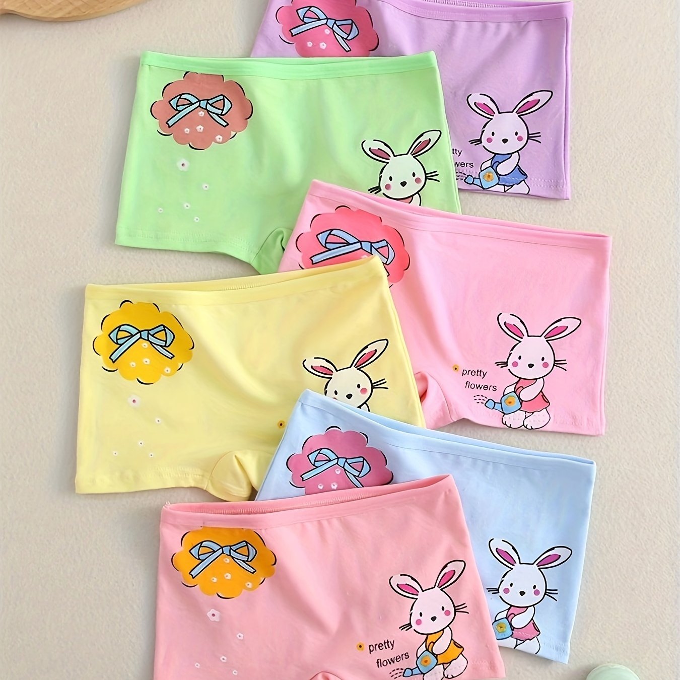 Set of 6 girl's boyshorts, ideal for students, with comfortable and breathable design.