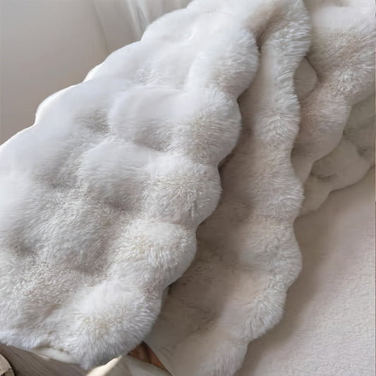 Premium soft fluffy bubble fleece fabric round decorative carpet, suitable for various indoor areas such as bedroom, living room, coat room, makeup room, and more. Easy to clean and warm, this cute solid color carpet measures 35.43 inches in diameter.