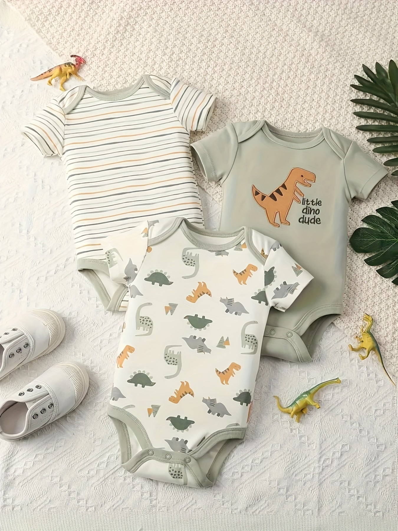 Baby's Dinosaur/Stripe Pattern Bodysuit