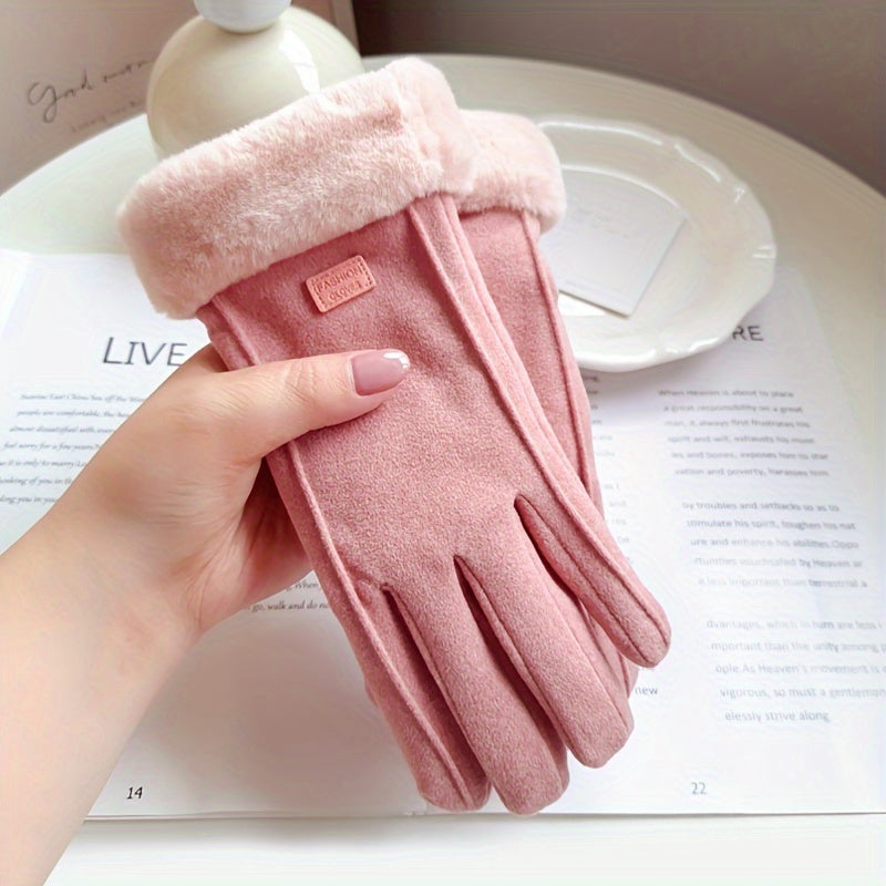 Warm your hands in style this winter with our Women's Winter Thick Plush Gloves. Made from fashion-forward suede, these outdoor guantes are perfect for keeping you cozy no matter where your day takes you. The touchscreen driving gloves offer convenience