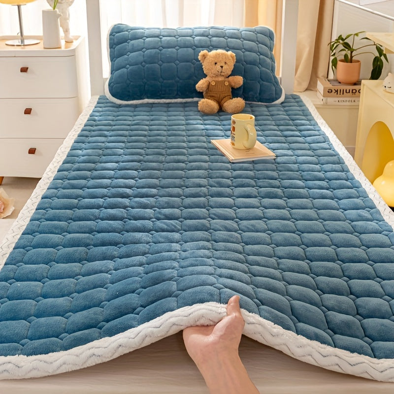 Stay warm and comfortable with the 1-piece Cozy Milk Fleece Quilted Mattress Topper. This machine washable topper offers all-season comfort for camping, guest rooms, and bedrooms. Made with polyester filling and cover, featuring woven active printing.