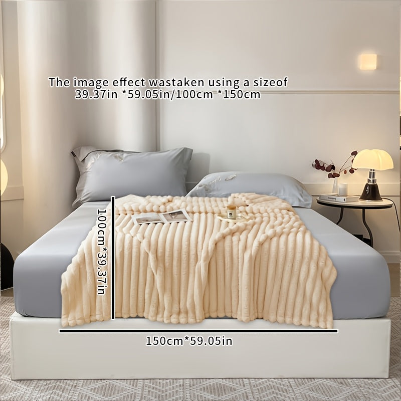 Luxurious Double-sided Blanket with Warmth and Comfort - Perfect for Napping, Office, Camping, and Sofa - Easy to Clean in the Washing Machine - Pillowcase and Pillow Not Provided