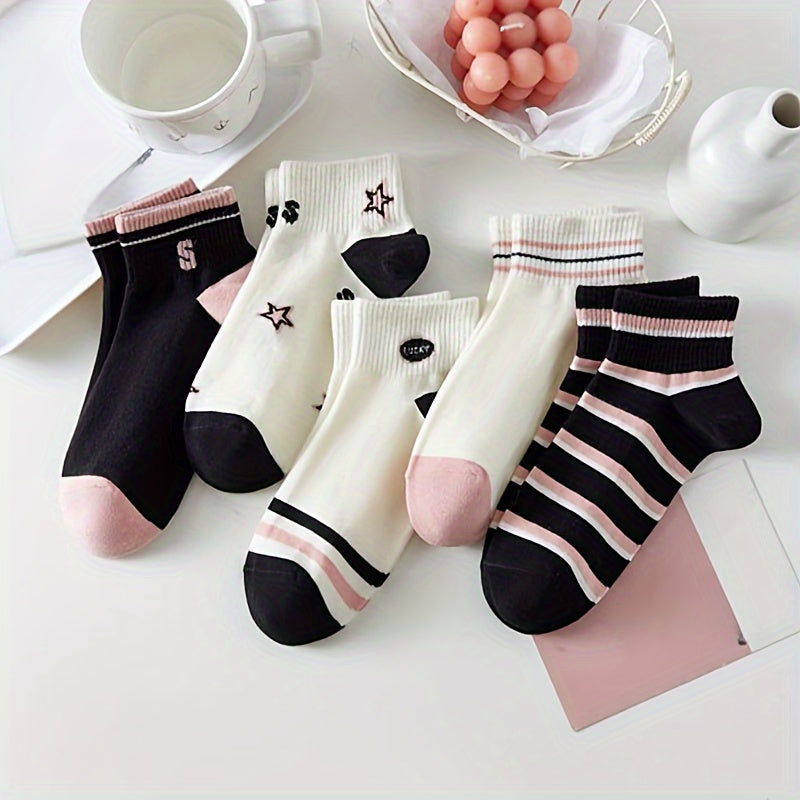 5 pairs of trendy Japanese socks perfect for spring and summer college fashion.