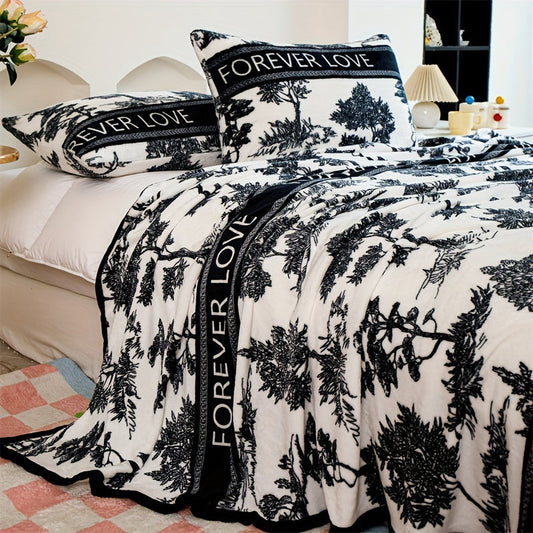 Stylish Black & White Floral Flannel Throw Blanket with Lace Embellishments - Hypoallergenic, All-Season Comfort, Machine Washable, Multiuse for Home and Pets, Made of Polyester