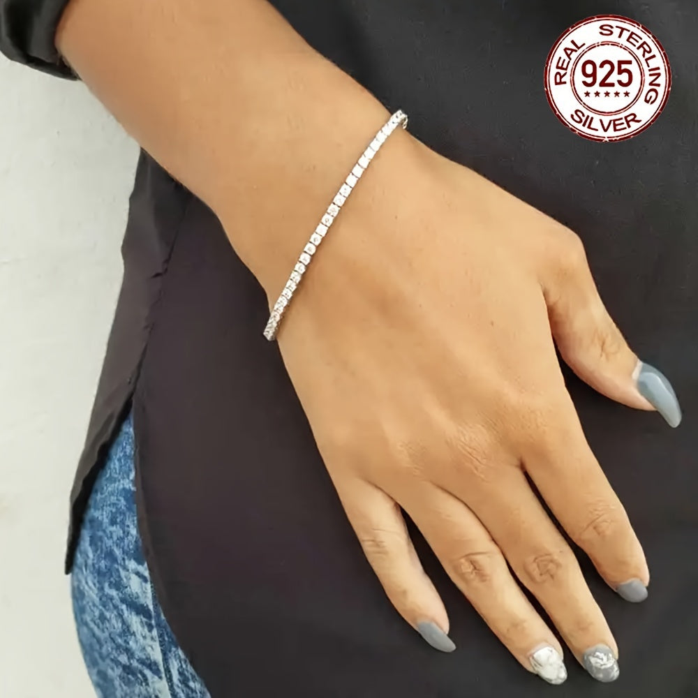 Ajoyib 925 Sterling Silver Tennis Bilaguzuk, porloq oq 3mm kubik zirkoniya toshlari bilan bezatilgan, sezgir teri uchun xavfsiz, ishonchli qisqichli yopilish xususiyatiga ega - 14-fevral, Onalar kuni, yubileylar, tug'ilgan kunlar va bayramlar uchun ideal.