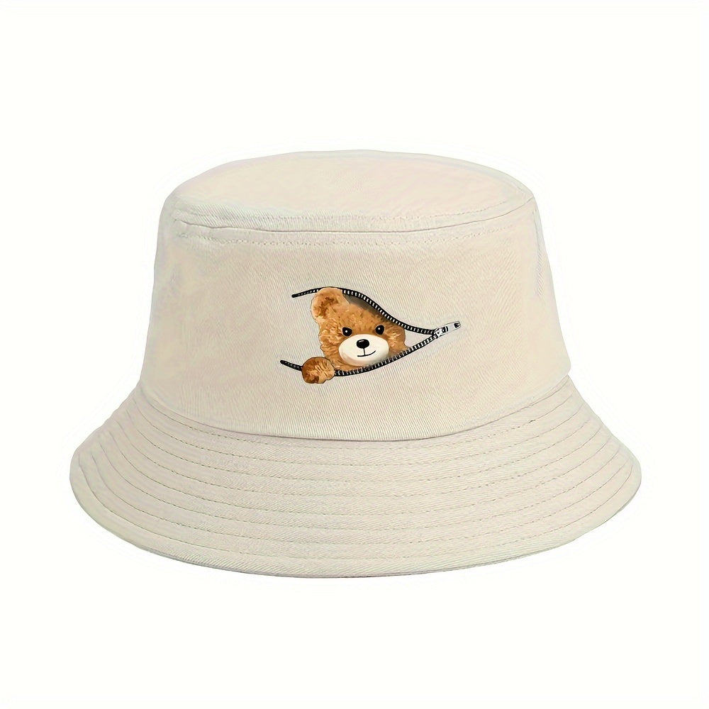 Polyester bucket hat with teddy bear print, ideal for outdoor activities. Made of knitted fabric, hand washable.