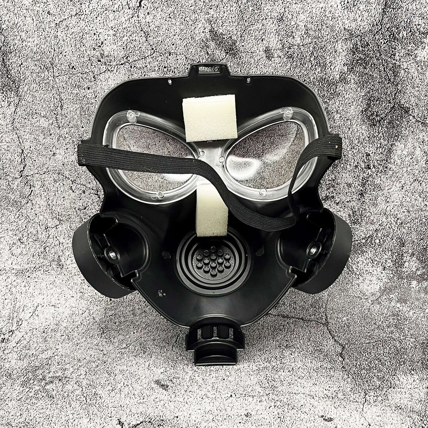 Military-style Spooky Gas Mask for Halloween - Made of PP Material, No Batteries Required - Great for Cosplay and Parties