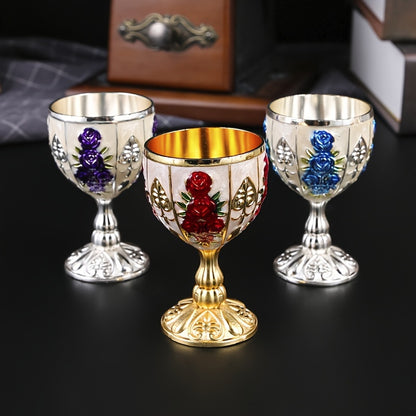 Small golden wine glass, high-footed wine glass, golden cup, banquet wine glass, tea water cup, holy water cup, wine accessories, decorative ornaments.