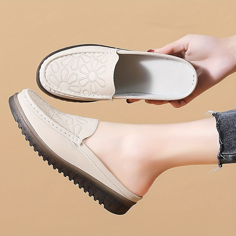 Women's slip on flat shoes with flower pattern, lightweight and comfortable.