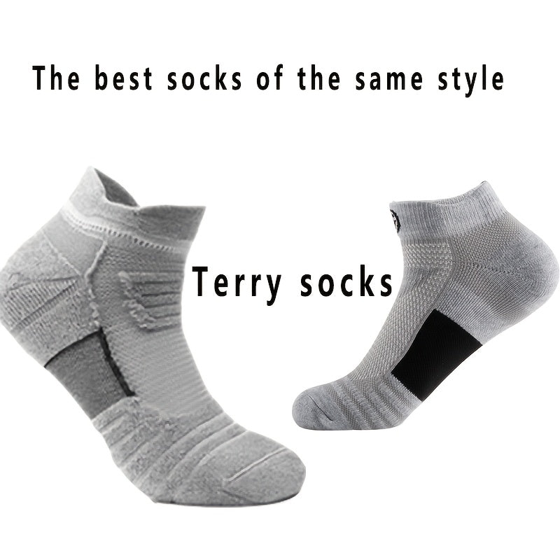 Soft, breathable athletic socks for men. Geometric pattern, 90% polyester 10% spandex. Hand wash only.