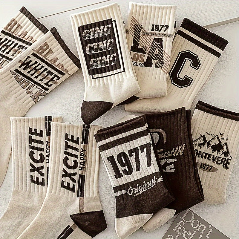 2/5 pairs of men's youth long tube socks in trendy American retro style, perfect for autumn and winter. Ideal for students and basketball enthusiasts.