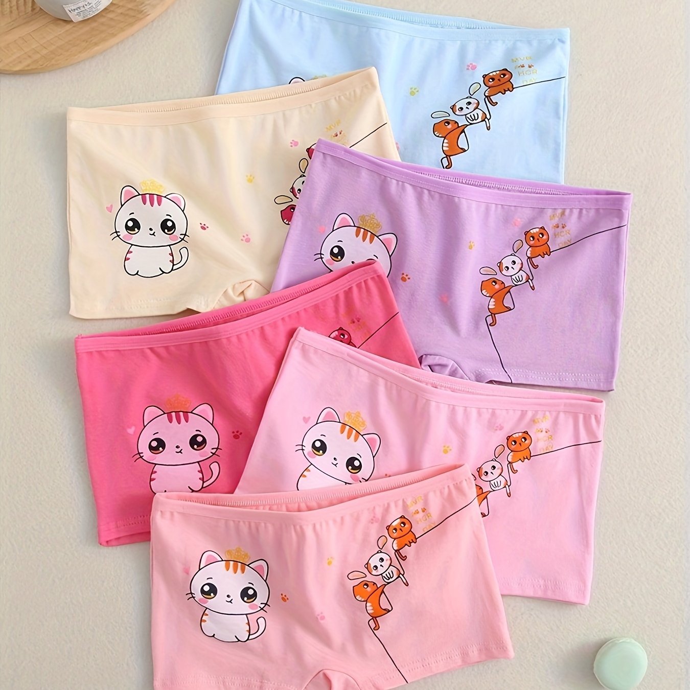 Set of 6 girl's boyshorts, ideal for students, with comfortable and breathable design.