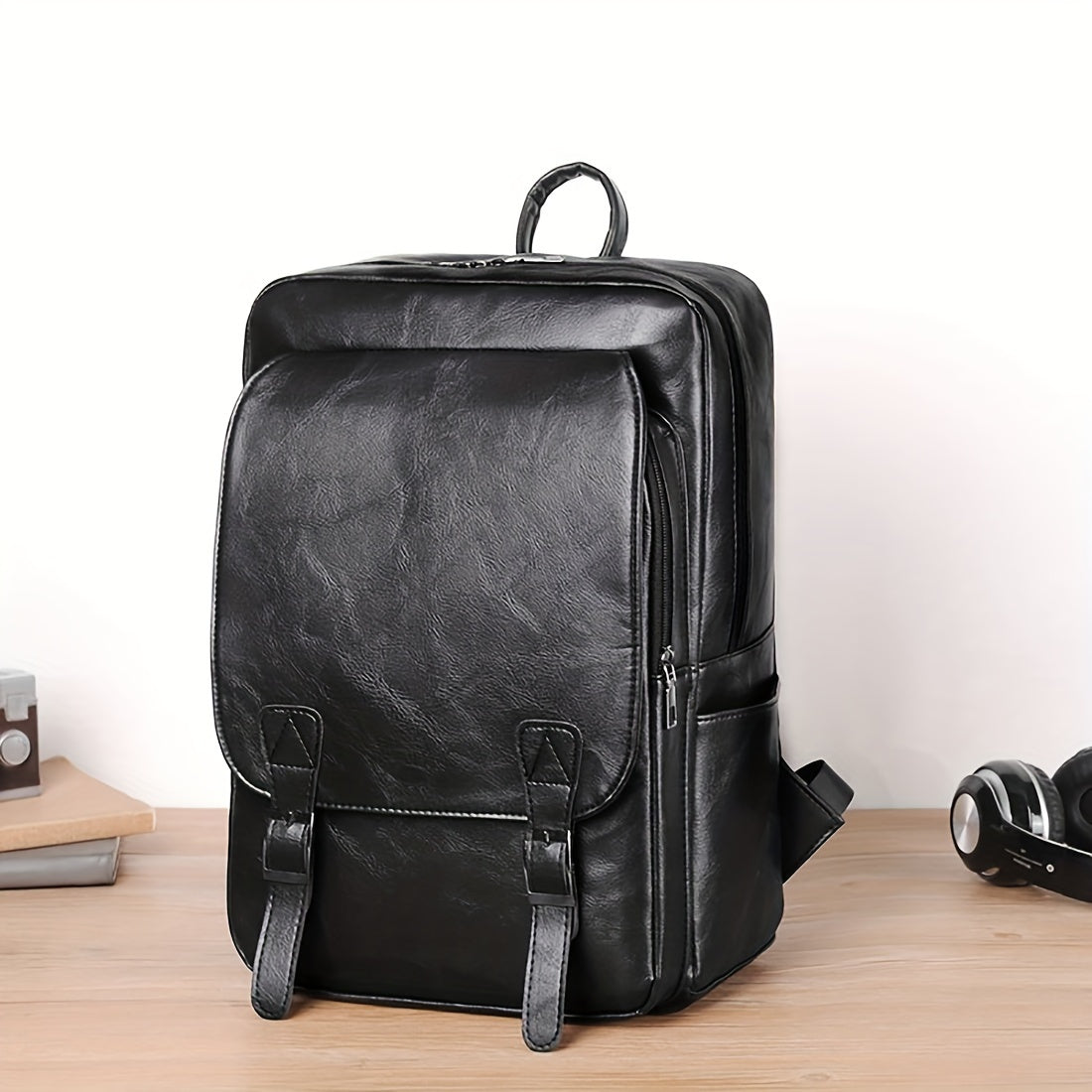 New men's backpack with genuine texture, large capacity, Korean style, suitable for business trips, computer bag, travel, and student use. This vintage-style backpack is trendy, versatile