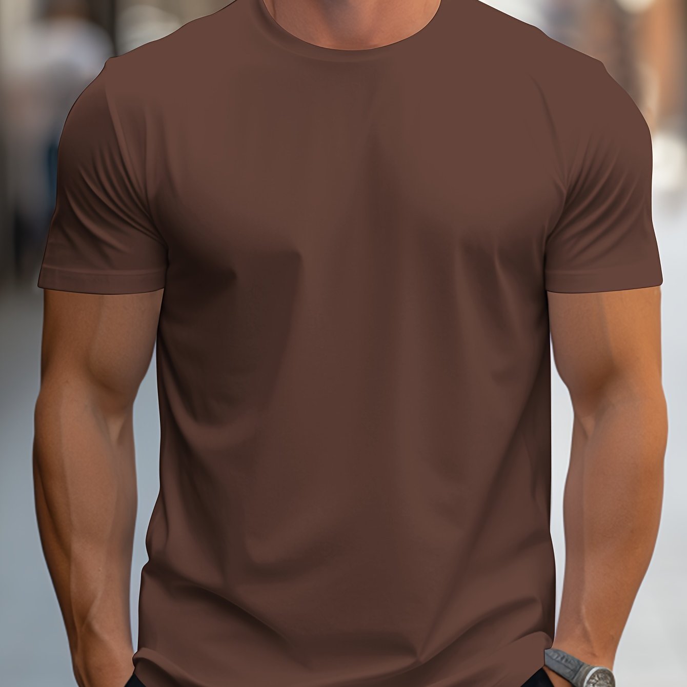 Classic Men's Round Neck Short Sleeve Tee for Spring and Summer