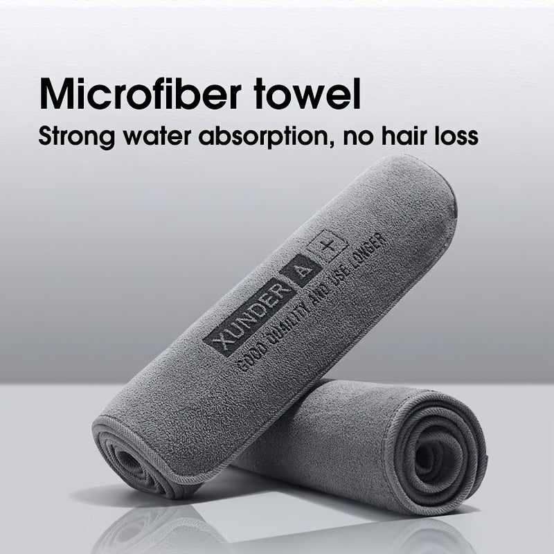 High-quality double-sided microfiber car wash towel that absorbs water efficiently without shedding, thickened for enhanced durability.