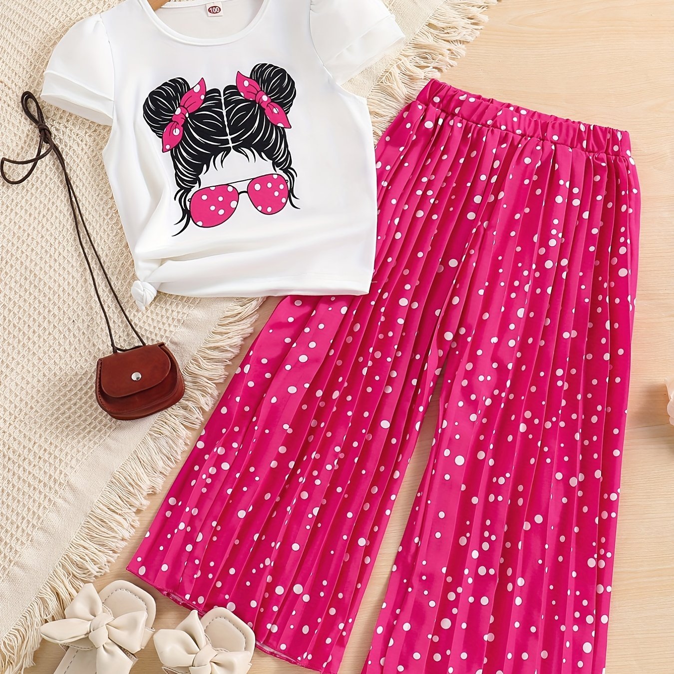 Girls' 2pc set - Cartoon Print T-Shirt & Polka Dot Pants, Casual Summer Outfit. Made of Polyester & Spandex, Regular Fit for Outdoor.