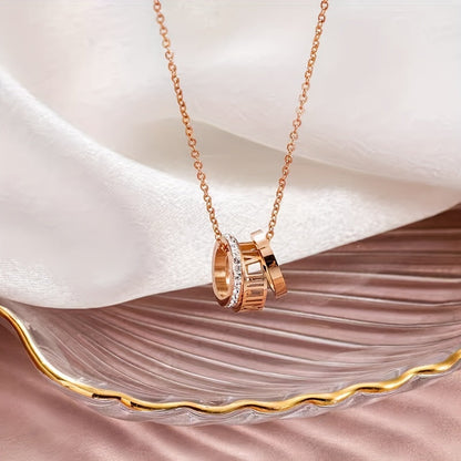 Stylish Pendant Necklace with Roman Numerals and Cubic Zirconia in 18K Gold Plating - Made of 316 Stainless Steel, Perfect Fashion Accessory for Women, Suitable for Everyday Wear and Gifting