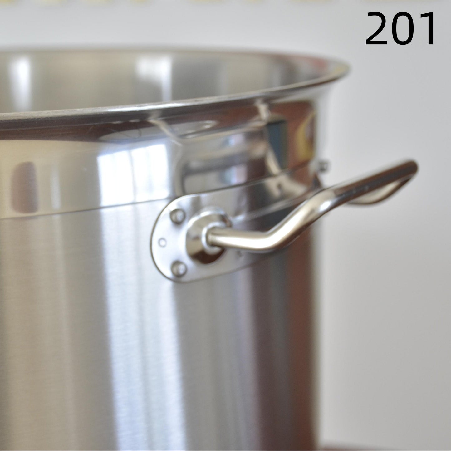 Stainless Steel Composite Bottom High Body Bucket, Large Soup Capacity, Meat and Oil Container, Kitchen Must-Have for Home or Canteen, 1.0mm Thick, 30cm Diameter x 30cm Height, with Lid.