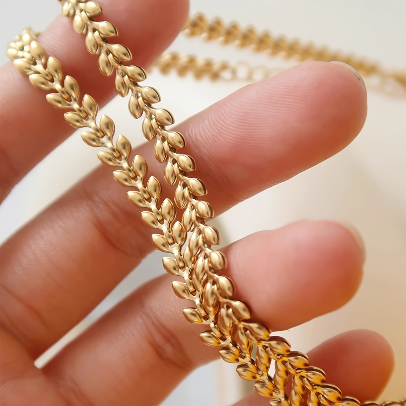 Necklace for Women with 1 Unique Wheat Ear Design, Stainless Steel Plated with 18K Gold, Clavicle Chain